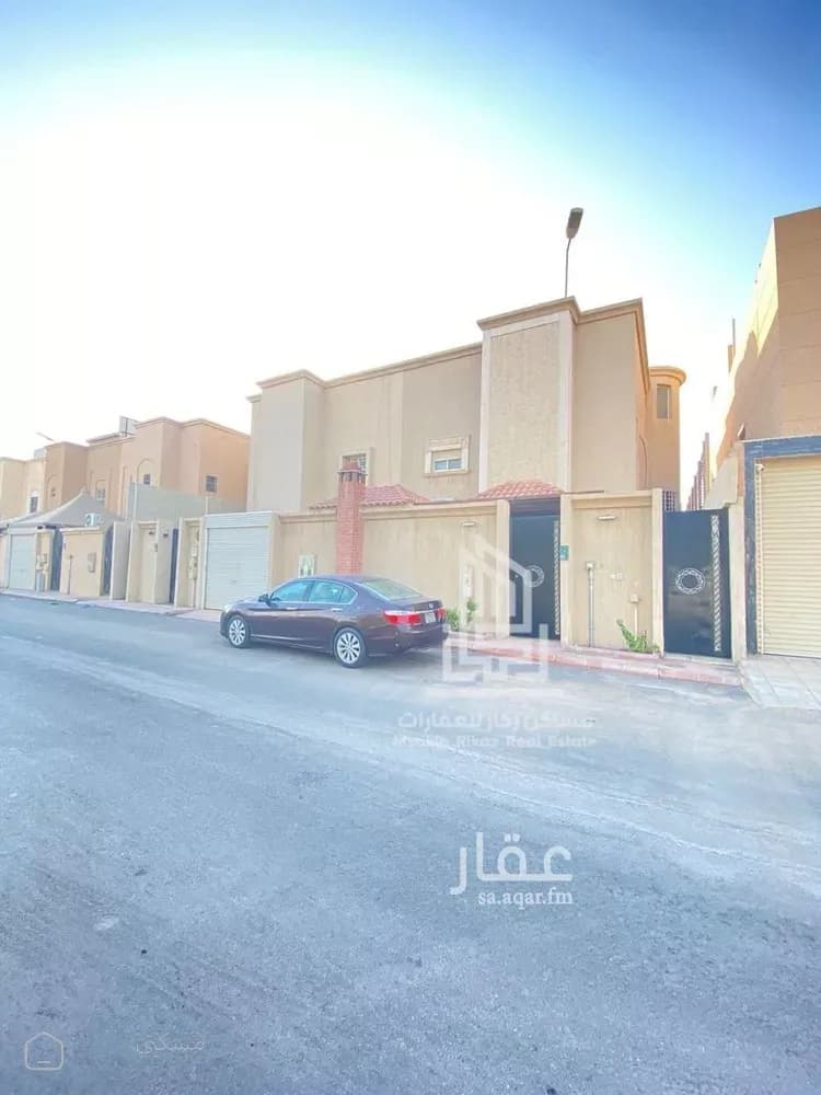 فيلا في شارع جلوي بن عبدالمحسن — بيت أو فيلا في الرياض