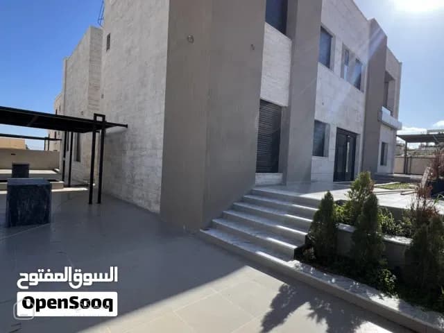 فيلا فاخره للبيع منطقه أ خاص — بيت أو فيلا في إربد