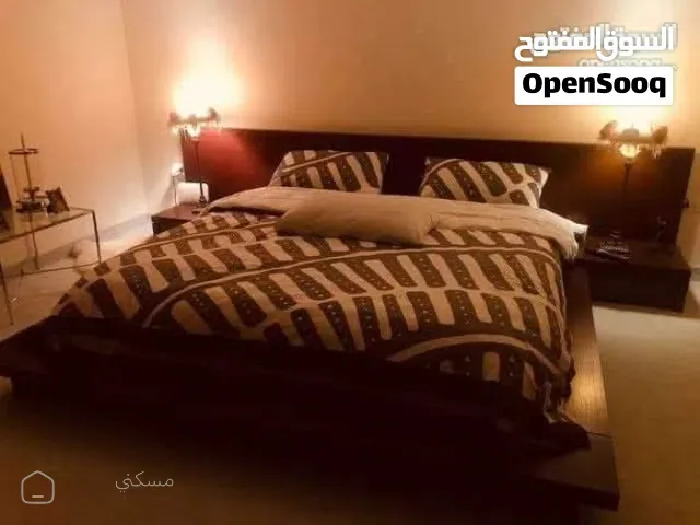 شقة مفروشة للايجار اليومي في اربد شارع الجامعه — شقة في إربد