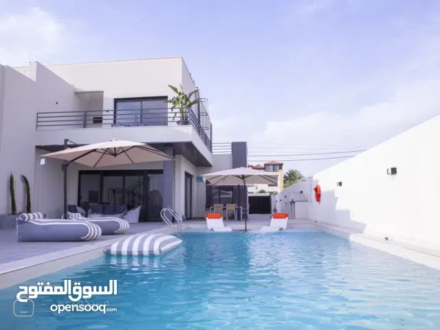 تجربة الفخامة والراحة : احجز شاليهك الآن واقضي اجازتك بكامل الخصوصية والرقي The gray villas — مزرعة في الشونة الجنوبية