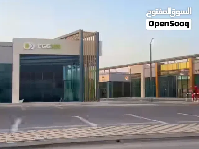 محل تجاري خلف العز كافيه في ايلوديا للتسوق في العذيبة — محل في مسقط