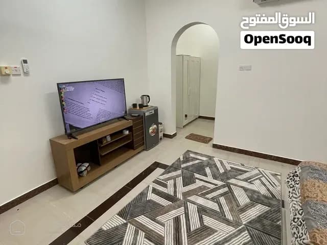 غرفة راقية مؤثثة بالكامل نزوى حي التراث الجنوبي بالقرب من مشروع جامع نزوى الحديثة — غرف في نزوى
