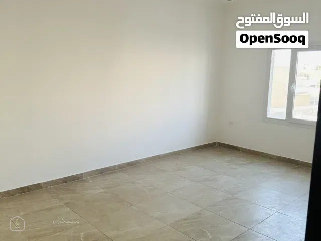 سكنوللعوائل والموظفات في الانصب مقابل بنك مسقط — غرف في مسقط