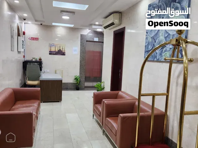شقق فاخرة للايجار بصلالة_موقع مميز — غرف في صلالة