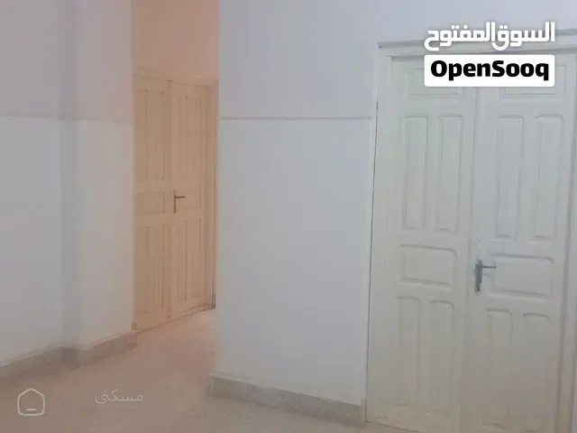 شقة 2 غرف للإيجار في تريم — شقة في حضرموت