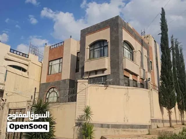 فيلا عرطه دورين وبدروم شارعين للبيع في حده العشاش عمل شخصي تصميم اوربي تشطيب لكس بسعر عرطه وممتازه — بيت أو فيلا في صنعاء
