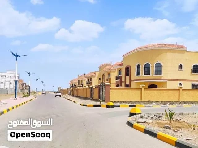 للايجار فلا مفروش في دره عدن — بيت أو فيلا في عدن