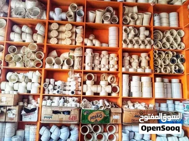 محل مواد بناء للبيع — محل في عدن