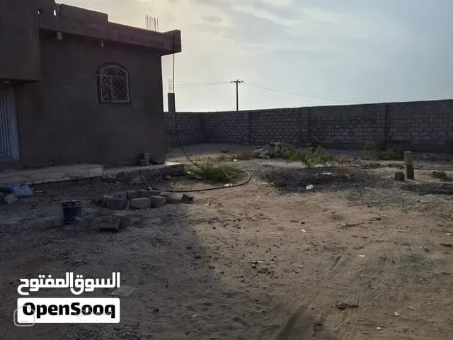 House for sale — بيت أو فيلا في لحج